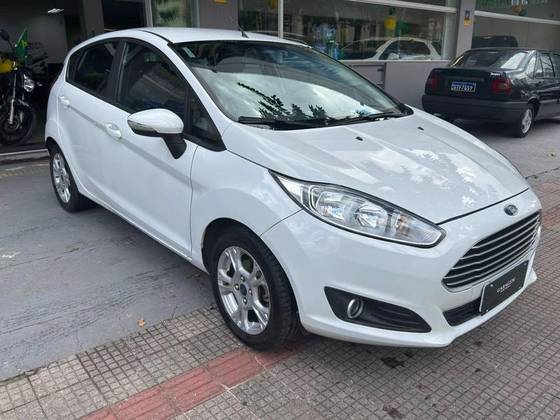 FORD FIESTA 1.6 SE HATCH 16V FLEX 4P POWERSHIFT FORD FIESTA 1.6 SE HATCH 16V FLEX 4P POWERSHIFT